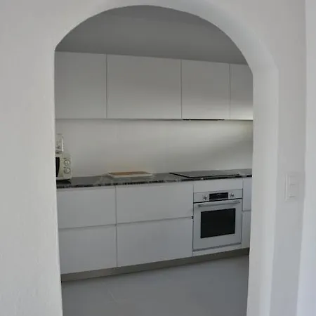 3 Bedroom Villa, Private Pool, Binibeca, 300m To The Vila Binibeca