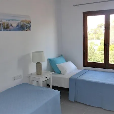 3 Bedroom Villa, Private Pool, Binibeca, 300m To The *