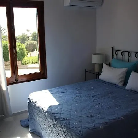 Vila 3 Bedroom Villa, Private Pool, Binibeca, 300m To The Binibeca